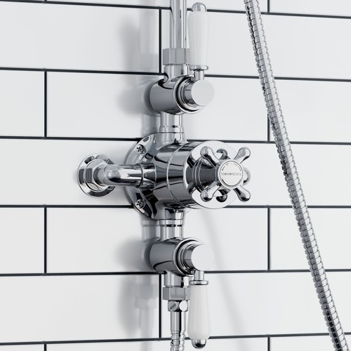 Triple shower valve - triple, 2-outlet
