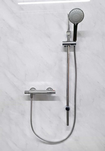 Thermostatic bar shower - bar,